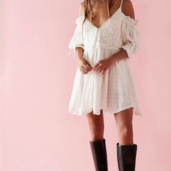NWT Free People embroidered tunic dress Brand  size S
Bali Badlands Tuni… - Picture 1 of 15